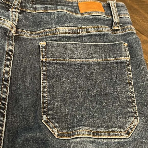 Judy Blue High Rise Flare Jeans - Dark Blue - Picture 8 of 11